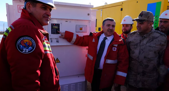 Foto - Bölgede çok büyük bir doğalgaz keşfi yapıldı: Şırnak'ta petrol kuyusu açıldı! 1 Gün içinde 35 bin varil üretilecek