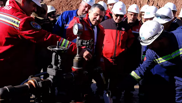Bölgede çok büyük bir doğalgaz keşfi yapıldı: Şırnak'ta petrol kuyusu açıldı! 1 Gün içinde 35 bin varil üretilecek