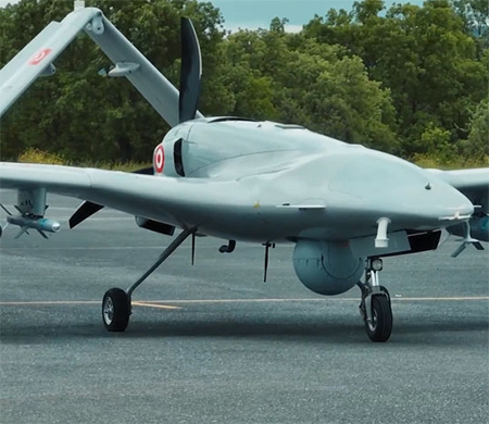 Foto - Bölgede Fransa'nın tekeli kırıldı! MQ-9 Reaper İHA'ları bırakıp Türkiye'den İHA almaya başladılar