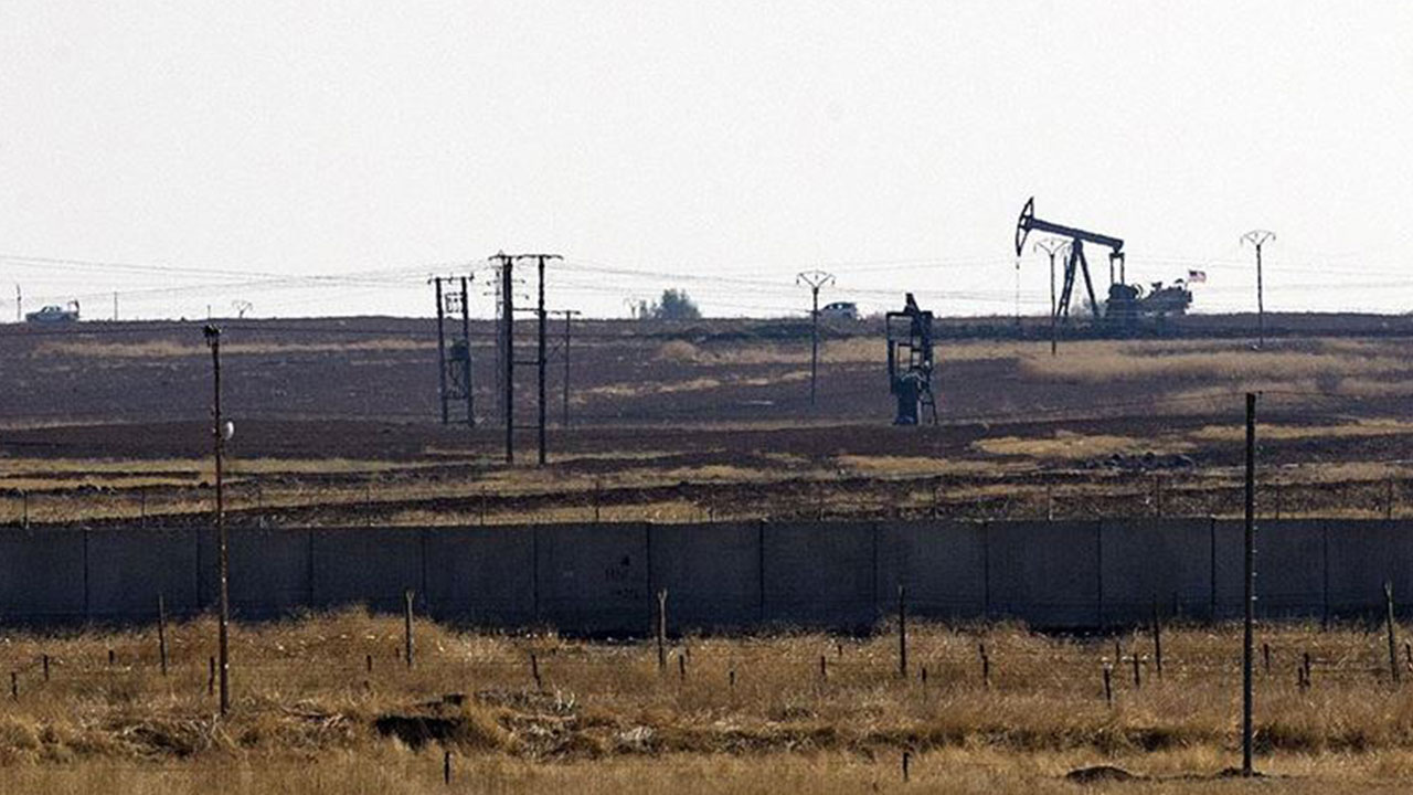 Foto - Bölgede hareketli saatler! Petrol kuyuları ele geçirildi