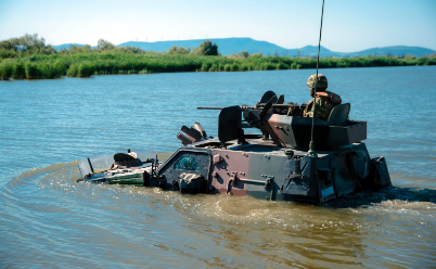 Foto - Bölgede sıcak gelişme! Türkiye'ye saldırmak için kritik nehri tanklarla, helikopterlerle geçtiler