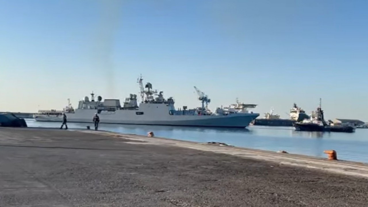 Foto - Bölgede sıcak saatler: Hindistan'a ait savaş gemisi Türkiye'nin uyarısıyla geri çekilme kararı aldı