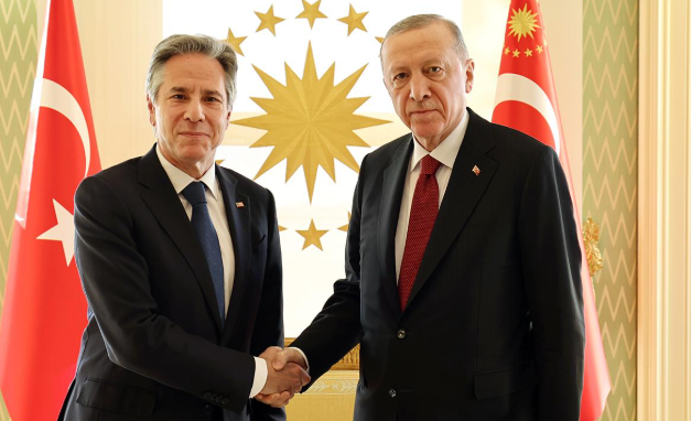 Foto - Bölgede Türkiye ‘siz bir çözüm yok! DEM Kandil’i mi seçecek yoksa YPG’yi mi?