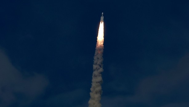 Foto - Bölgeden Ay’ın güney kutbundaki o bölgeye indi! Tarihi müthiş keşif: İlk araç Hindistan’da o bölgede keşfe başladı