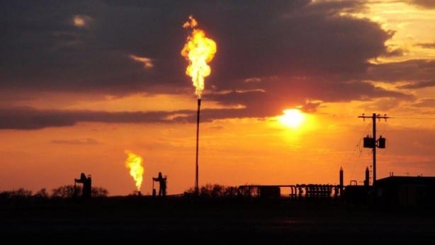 Foto - Bölgeden doğalgaz fışkırırken gaz sahası vuruldu! Türk şirket apar topar sahayı terk etti