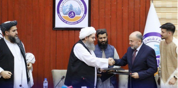 Foto - Bölgeden doğalgaz fışkırıyor! Kritik o iki kuyu için yola çıkıldı: Kuyuda resmen bir hazine var