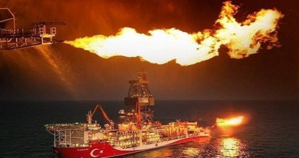 Foto - Bölgeden gaz fışkırıyor! Türk gemisi resmen harekete geçti