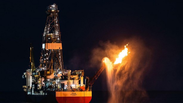 Bölgeden gaz fışkırıyor! Türk gemisi resmen harekete geçti