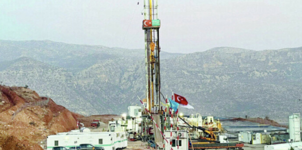 Foto - Bölgeden petrol fışkırıyordu! Büyük alçaklık... Türk petrolünü çalıp satmaya başladılar