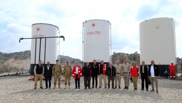 Foto - O ilimizden petrol fışkırıyor! Çıkartılan günlük petrol miktarı herkesi şaşırttı, vali bölgeye gitti