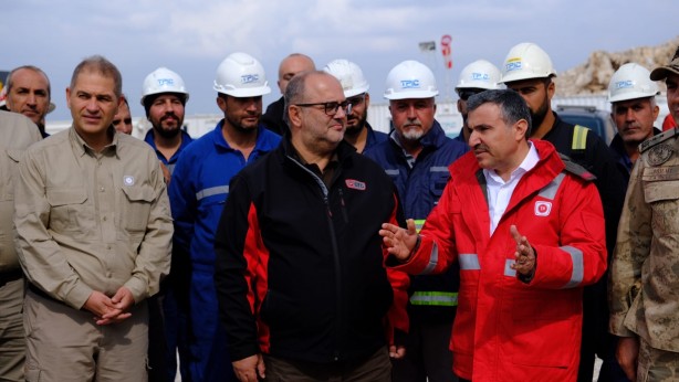 Foto - O ilimizden petrol fışkırıyor! Çıkartılan günlük petrol miktarı herkesi şaşırttı, vali bölgeye gitti