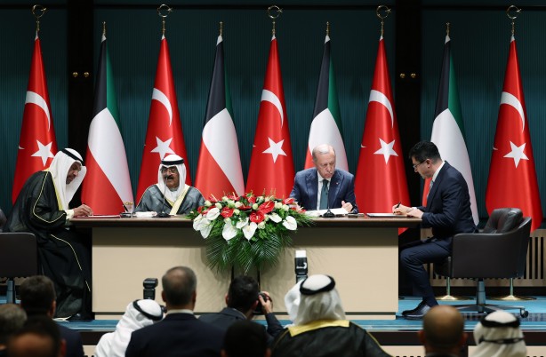 Foto - Bölgesinde güvenli liman olan Türkiye'ye Kuveyt ilgisi! 6 kritik konuda imzalar atıldı