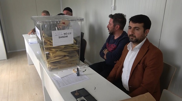 Foto - Bölgeye huzur geri geldi! Bu köyde tam 30 sene sonra oy kullanıldı