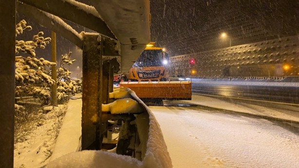 Bolu Dağı'nda kar yağışı