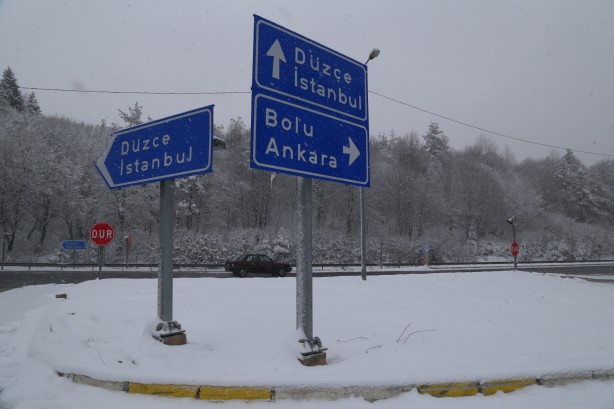 Foto - Bolu Dağı'nda kar yağışı etkisini gösteriyor