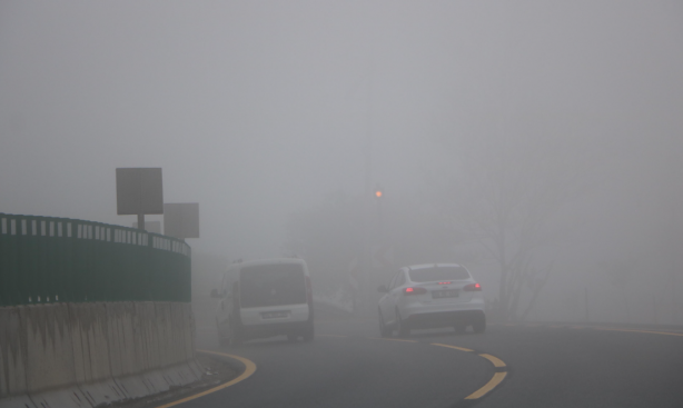 Foto - Bolu Dağı'nda sis etkili oldu