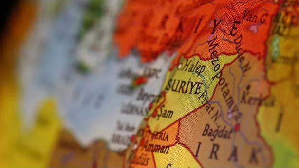 Foto - Bölücü terör örgütü PKK Suriye'de cami basıp Kur'an-ı Kerim yaktı!