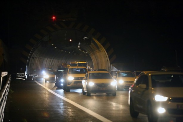 Foto - Bolu'da feci kaza! 3 araç birbirine girdi