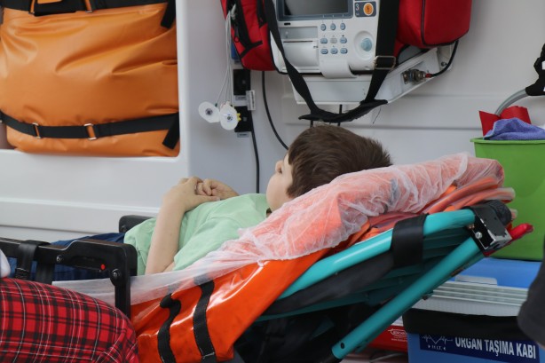 Foto - Bolu'da feci kaza! Ortalık savaş alanına döndü: 9 yaralı