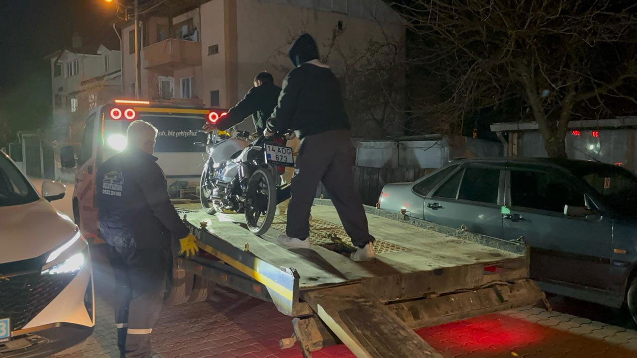 Foto - Bolu'da film gibi kovalamaca! Motosikletli sürücüler cezadan kaçamadı