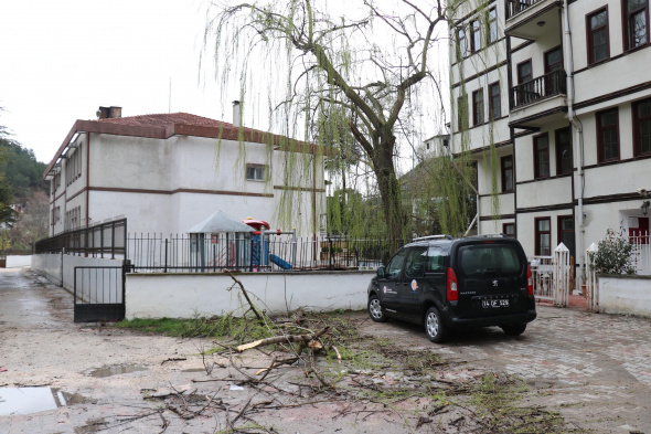 Foto - Bolu'da korkutan hortum! Görüntüler şok etti