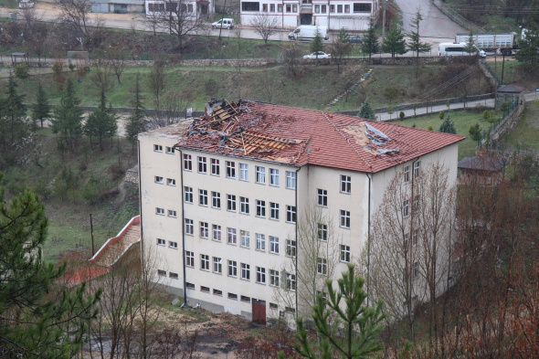 Foto - Bolu'da korkutan hortum! Görüntüler şok etti