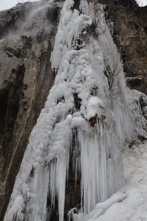 Foto - Bolu'da şelaleler buz tuttu