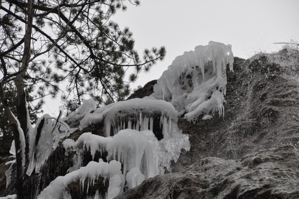 Foto - Bolu'da şelaleler buz tuttu