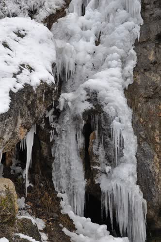 Foto - Bolu'da şelaleler buz tuttu