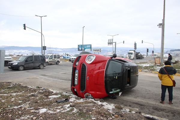 Foto - Bolu'da trafik kazası: Yaralılar var