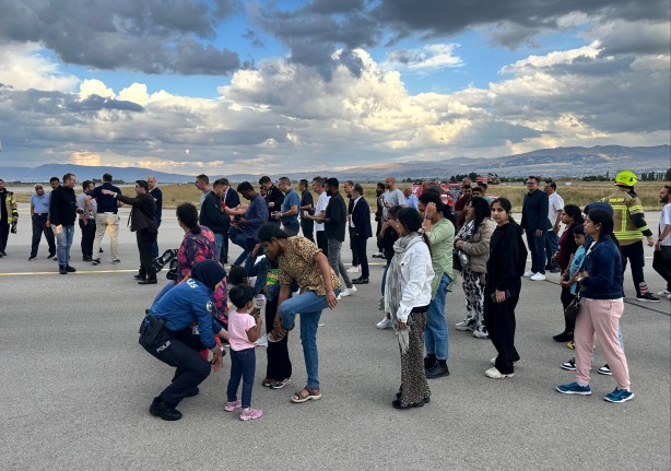 Foto - Bomba ihbarı sebebiyle Erzurum'a inmişti! Hindistan'dan o uçakla ilgili flaş karar