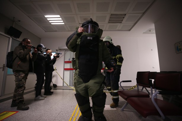 Foto - Bomba imha tatbikatı nefes kesti