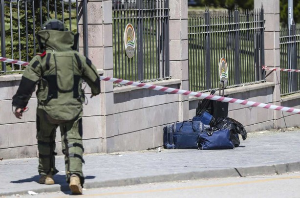 Foto - Bomba imha uzmanları "İlk hatan, son hatan olur" sloganıyla hareket ediyor