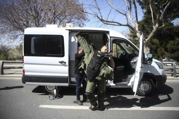 Foto - Bomba imha uzmanları "İlk hatan, son hatan olur" sloganıyla hareket ediyor