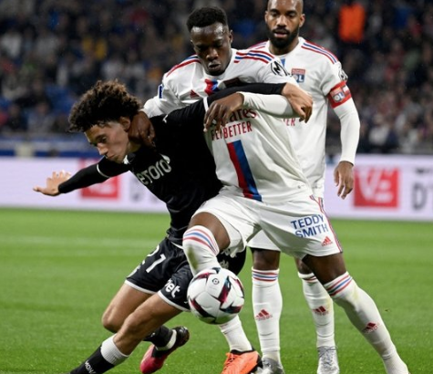 Foto - Bomba teklif aldığını açıkladı ve gerçek başka çıktı! Fenerbahçe bu sefer baltayı taşa vurdu!