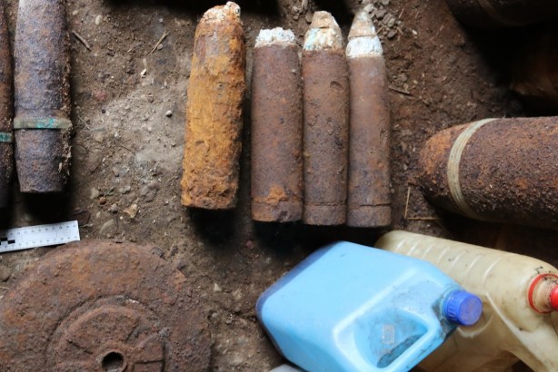 Foto - Polis ekiplerinin takibindeydi! Evinden çıkanlar dehşete düşürdü