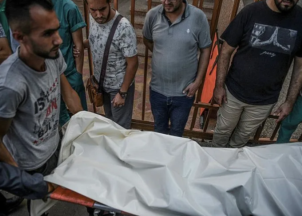 Foto - Bombaların öldürmediği insanlar susuzluktan ölüyor! Gazze Kerbela’ya döndü