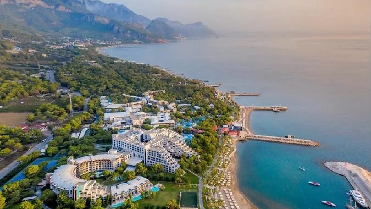 Foto - Booking, Expedia ve Airbnb gibi platformlara yeni kurallar... Nadir Alparslan: Denetime bağlıyoruz