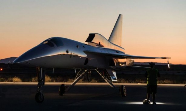 Foto - Boom XB-1 süpersonik ses hızını aşmak için izni aldı