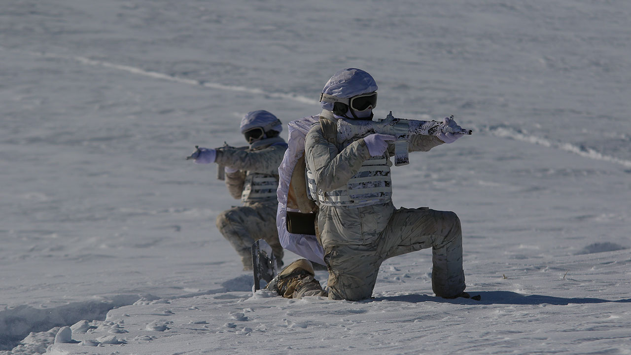 Foto - Bordo Bereliler'in zorlu eğitimi
