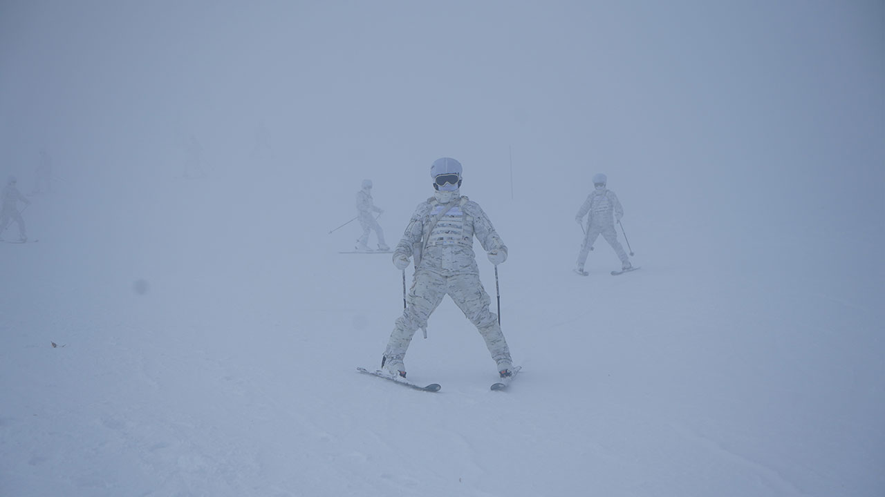 Foto - Bordo Bereliler'in zorlu eğitimi