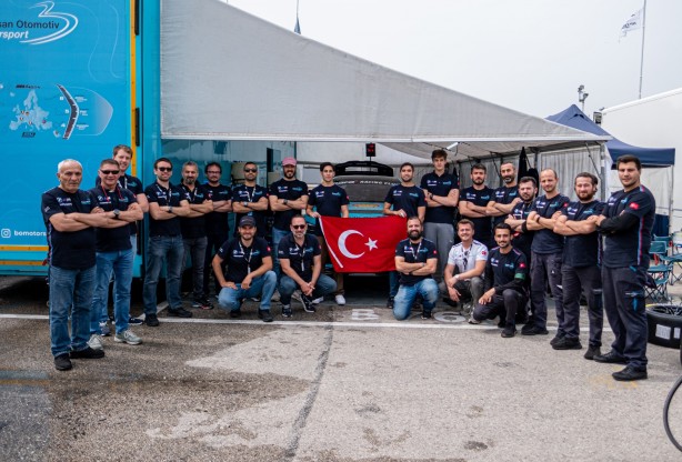 Borusan Otomotiv Motorsport’tan (BOM) İtalya’da büyük gurur!