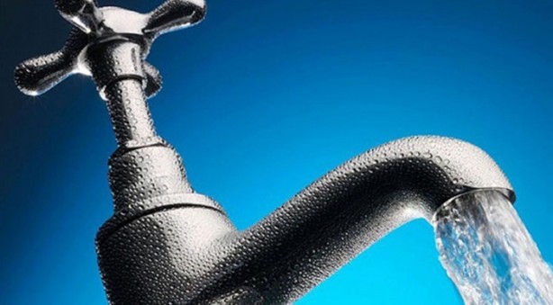 Foto - Boş mideye 4 bardak su içerseniz...