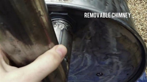 Foto - Boş varilden barbekü yaptı!