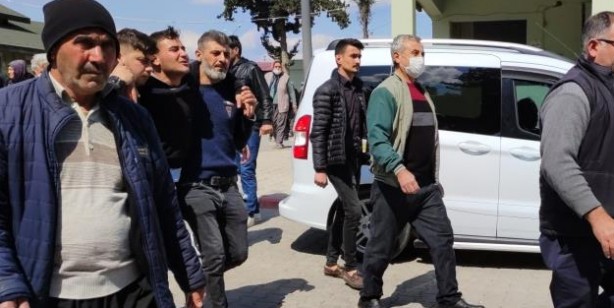 Foto - Boşanmak istediği kocasının öldürdüğü kadın, son yolculuğuna uğurlandı