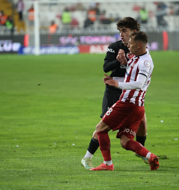 Foto - Boykot çağrısı yapmaya başlamışlar gibi… Kötü haber geldi! Her yerden kriz fışkırıyor: