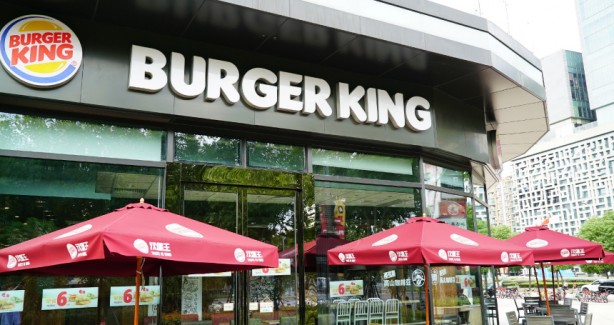 Foto - Boykot edilen Burger King, rakip şirketi satın aldı! 1 milyar doları basıp aldılar