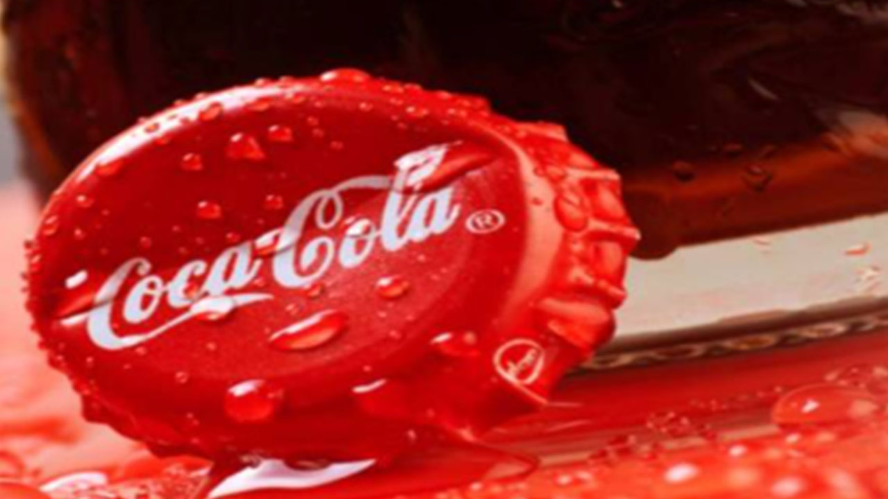 Foto - Boykot etmeyenler korkudan edecek! Avrupa'da Coca Cola marketlerden acil olarak toplatılıyor