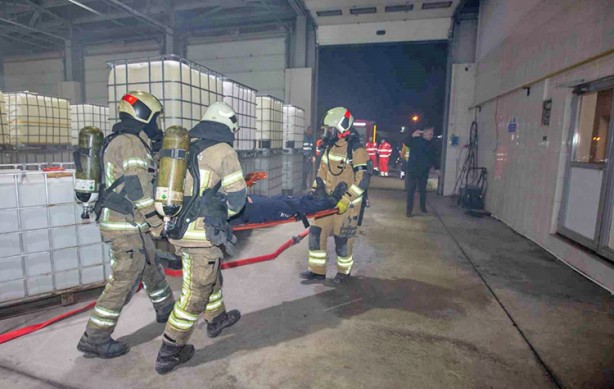 Foto - Böyle bir senaryoyla karşılaşmak istemeyiz... Her yer kan gölüne döndü: Metro’da feci kaza