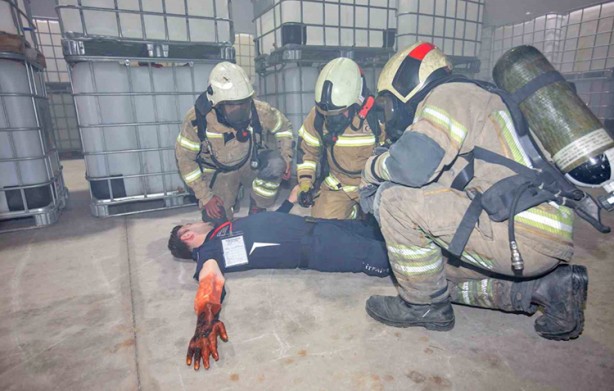 Foto - Böyle bir senaryoyla karşılaşmak istemeyiz... Her yer kan gölüne döndü: Metro’da feci kaza